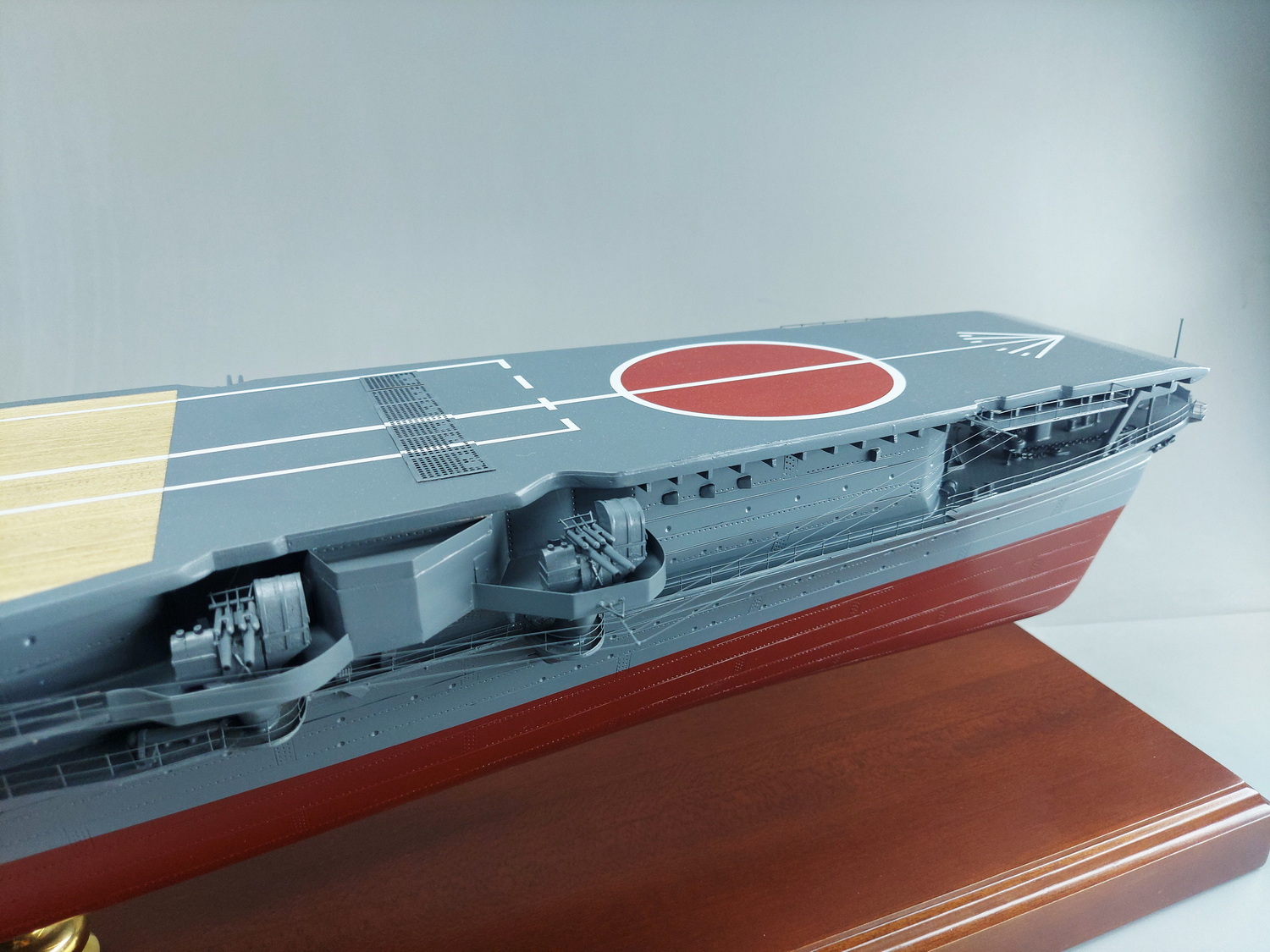 1/144空母蒼龍精密模型完成品塗装済、木製ハンドメイド艦船模型、空母蒼龍精密艦船模型完成品台座付の製作と通販専門店 ウッドマンクラブ