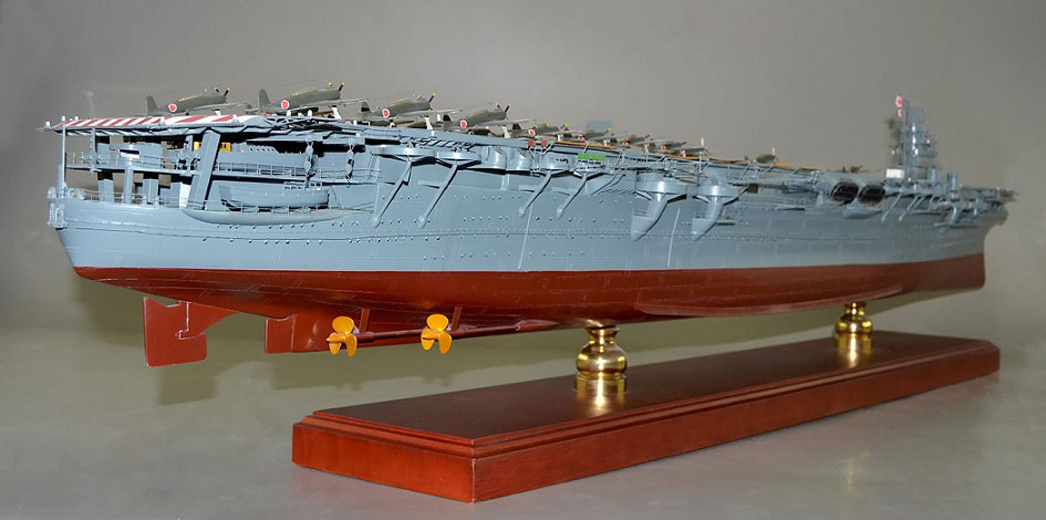 1/144空母瑞鶴精密模型完成品塗装済、木製ハンドメイド艦船模型、空母瑞鶴精密艦船模型完成品台座付の製作と通販専門店 ウッドマンクラブ