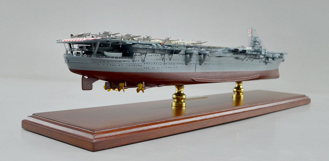 1/100空母瑞鶴精密模型完成品塗装済、木製ハンドメイド艦船模型、空母瑞鶴精密艦船模型完成品台座付の製作と通販専門店 ウッドマンクラブ