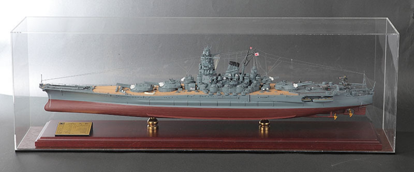 □戦艦大和精密模型塗装済完成品「戦艦大和」ハンドメイド精密艦船模型完成品台の製作と通販専門店 ウッドマンクラブ